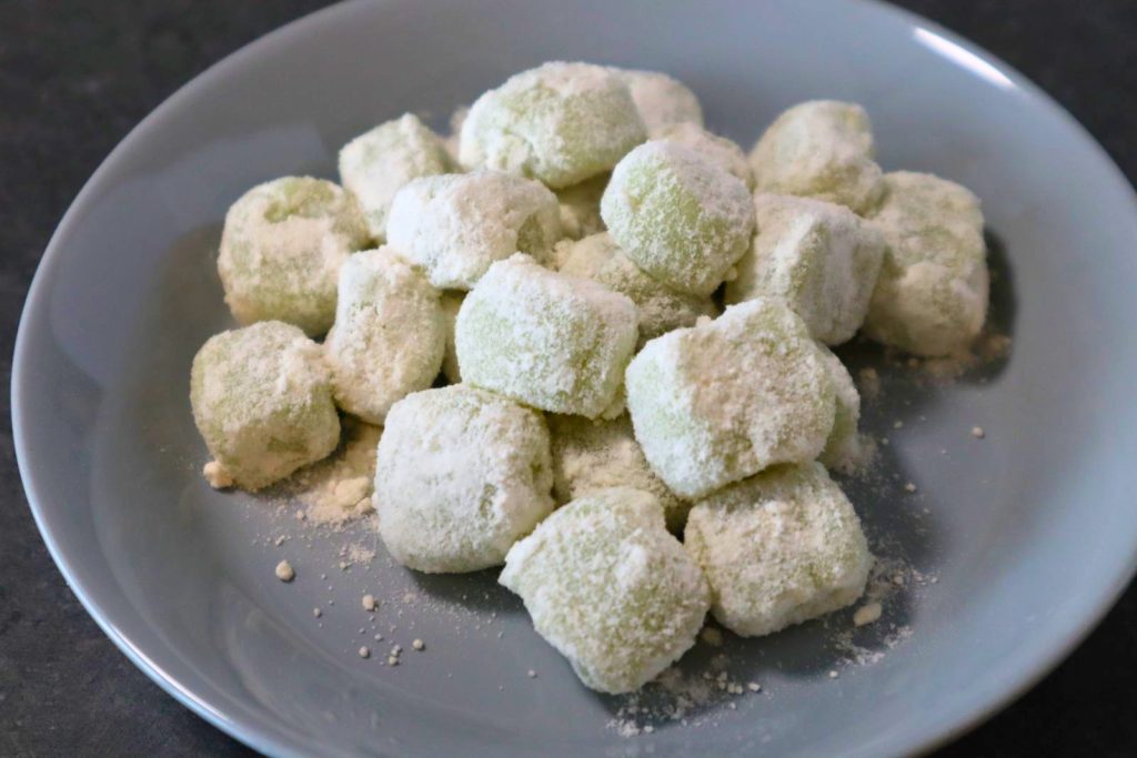 鶴屋吉信の柚餅